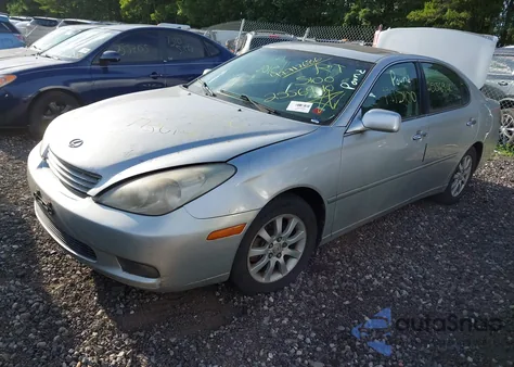 2002 Lexus Es 300 из США, поврежденный, VIN JTHBF30G625007190